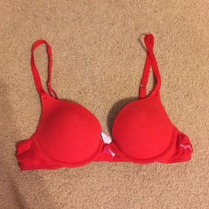 Victoria's Secret Pink, push-up bra