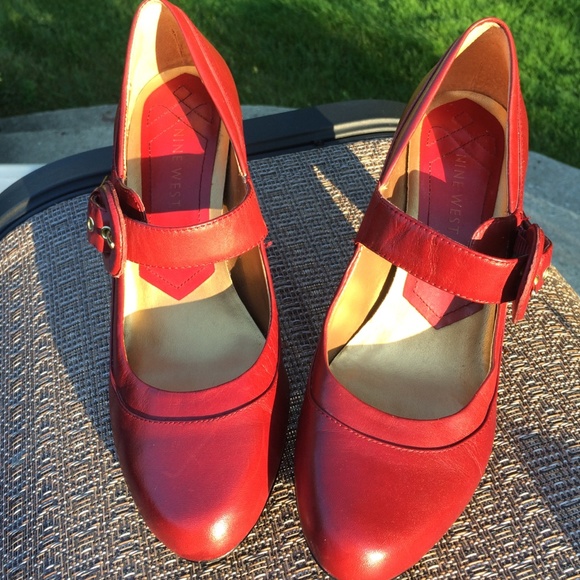 SALE-Cherry Red Nine West Mary Jane Pumps Size 8.5