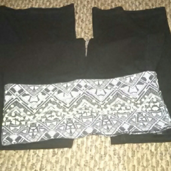 Sweat pants. - Picture 3 of 3
