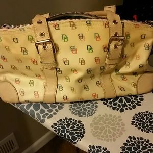 Dooney & Bourke