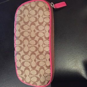 Coach glasses pouch