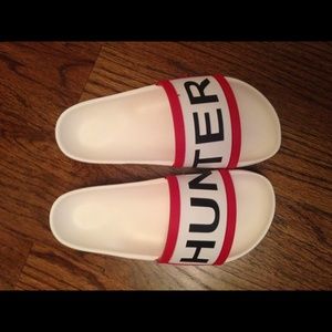 Hunter and Burberry coat