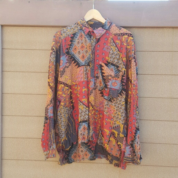 Vintage Tops - Vintage Slouchy Patchwork Print Button Up