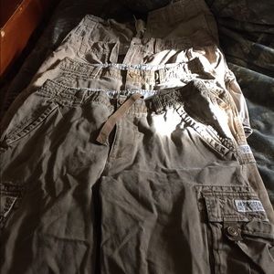 2 American eagle 2 Aeropostale