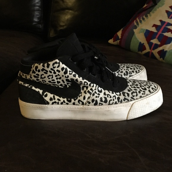 Women's Nike leopard shoes 8.5
