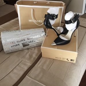 Michael kors bran new original high heels