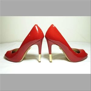 Closet Clearout! Pour la Victoire Red Patent Pumps