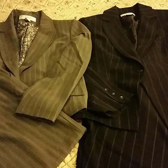 Bundle of 2 Suits