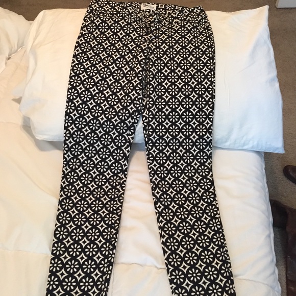 Old Navy Daisy Pant, Black/White