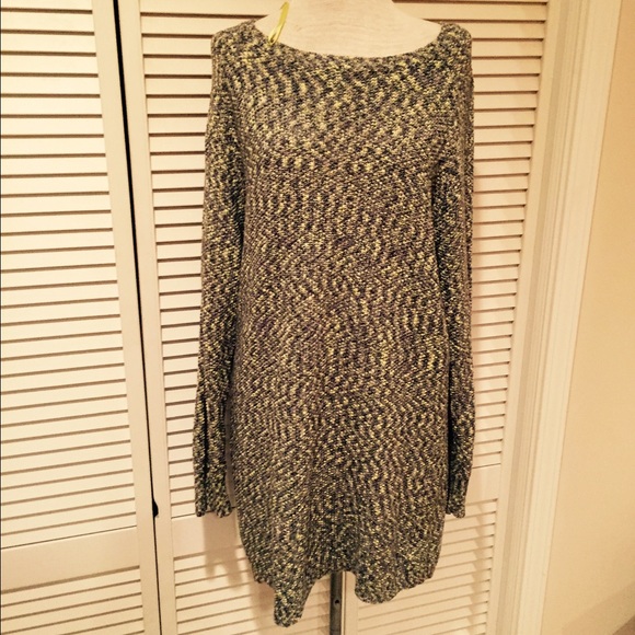 BAR III LONG SWEATER