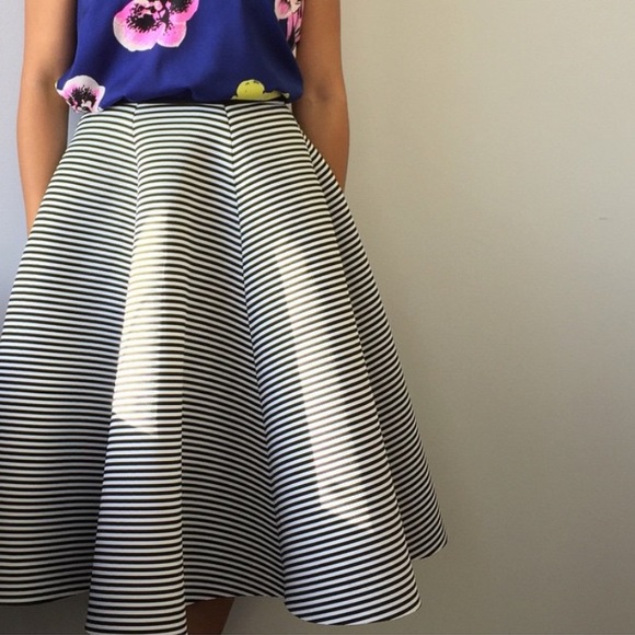 Dresses & Skirts - striped midi skirt