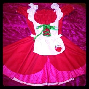 Strawberry shortcake Halloween costume