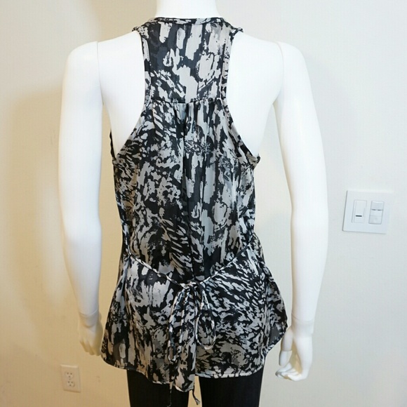 Romeo & Juliet Multi Print Top - Picture 2 of 4