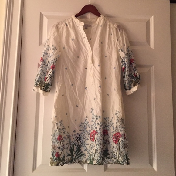 Old Navy Tops - White with flowers cover up or cute top