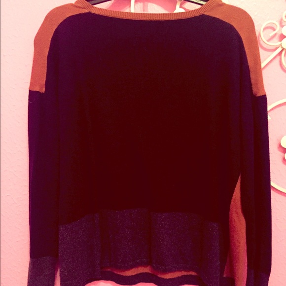Long sleeve, thin sweater