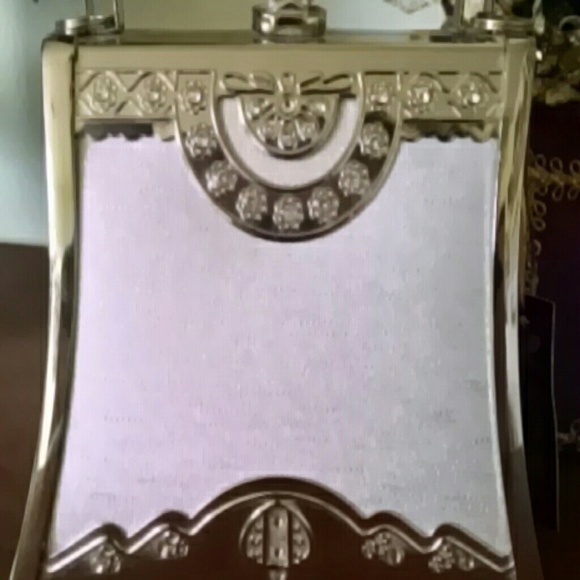 Handbag - Picture 2 of 4