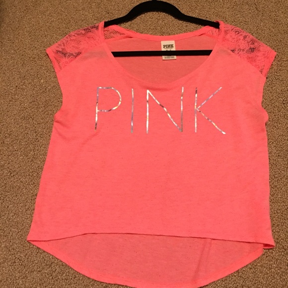 💢SOLD💢VS Pink crop t-shirt