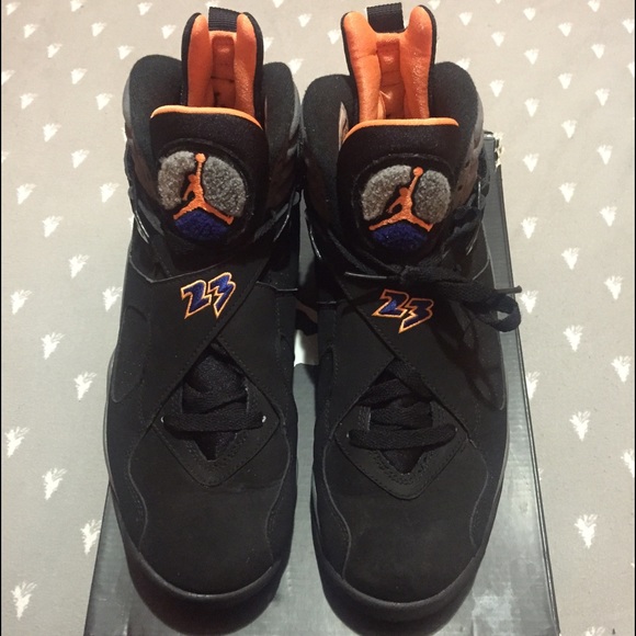 JORDAN RETRO 8