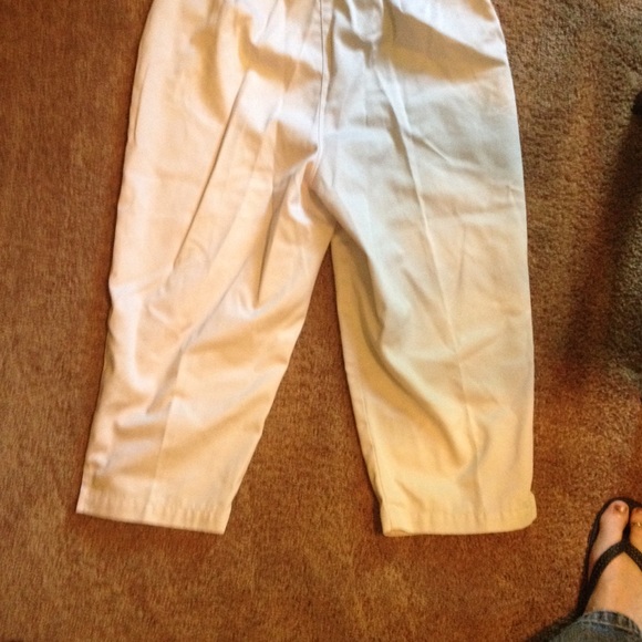 Capri crop pants - Picture 2 of 3