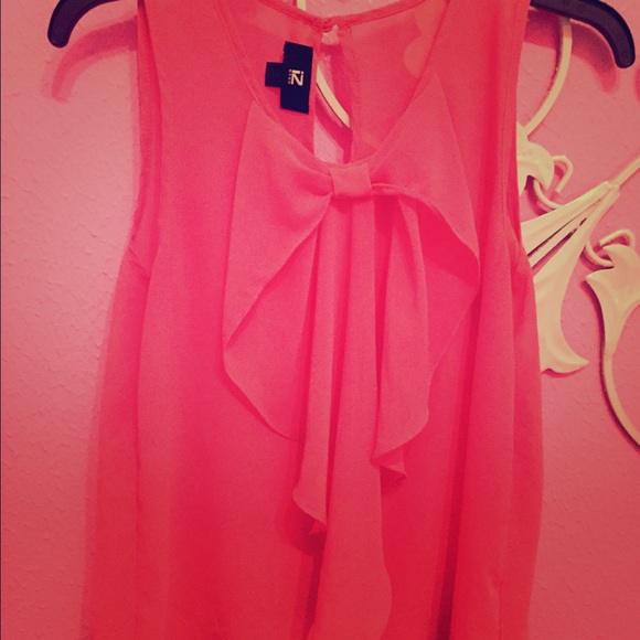 Coral sleeveless top