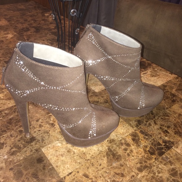 Stiletto bootie