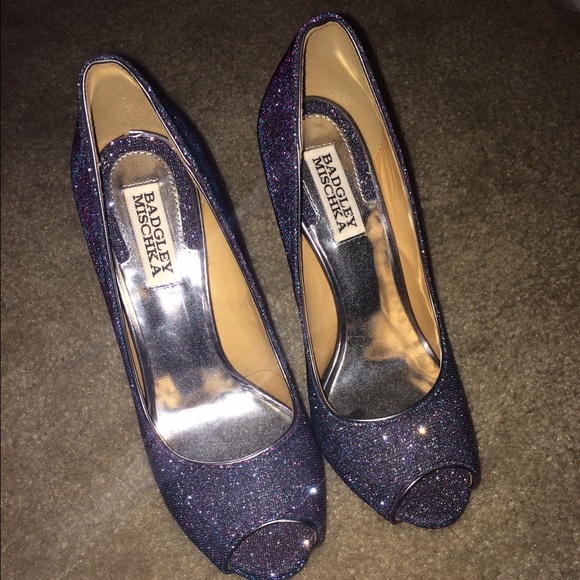 Authentic Badgley Mischka - Picture 1 of 3