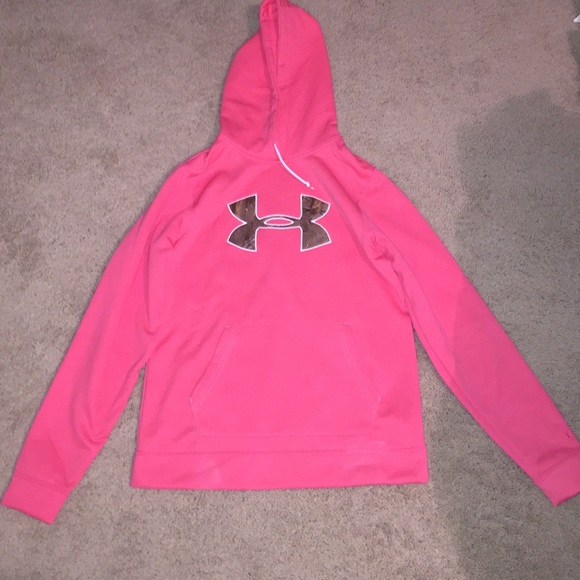 Under armour sweatshirt