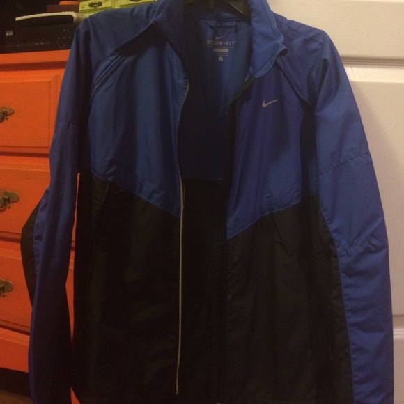 Nike Storm-Fit Jacket