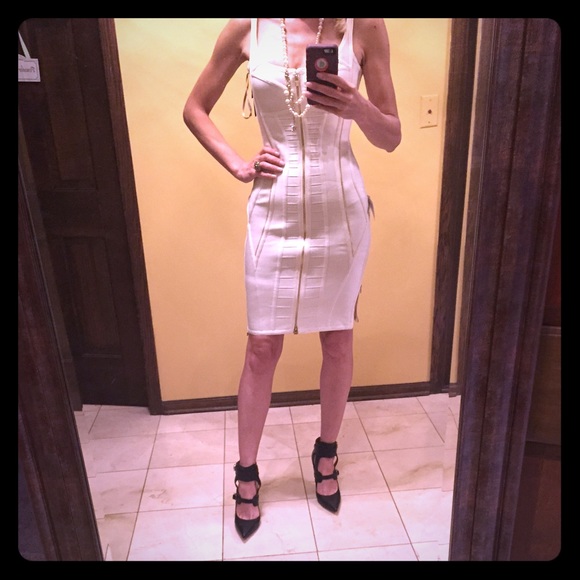❤️sold❤️ New , auth, Herve Leger "Veroni"alabaster