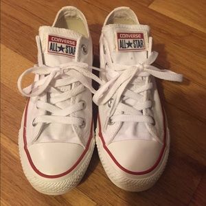 White converse (low)