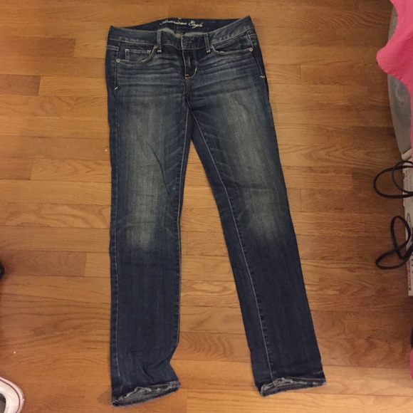 Size 4 Skinny Short American Eagle stretch Jeans