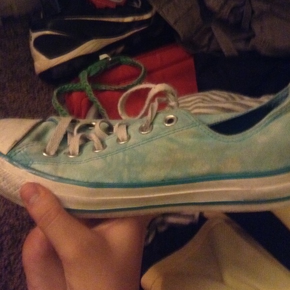 Blue converse