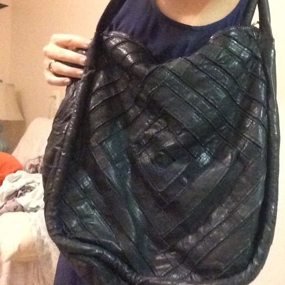 Leather tote -- approx. 13x10 - Picture 3 of 3