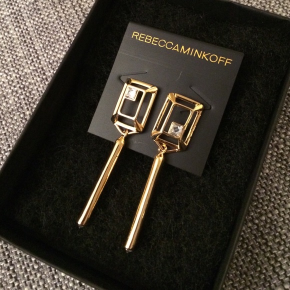 Rebecca Minkoff Jewelry - Rebecca Minkoff Framed Bar Linear Earrings - HP!🎉