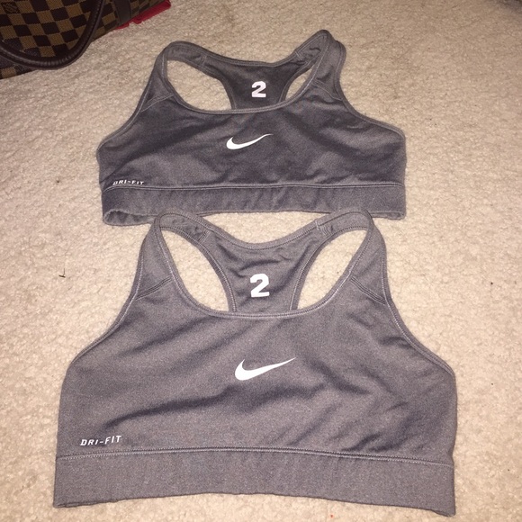 🚫TRADED🚫 Nike DriFit sports bra
