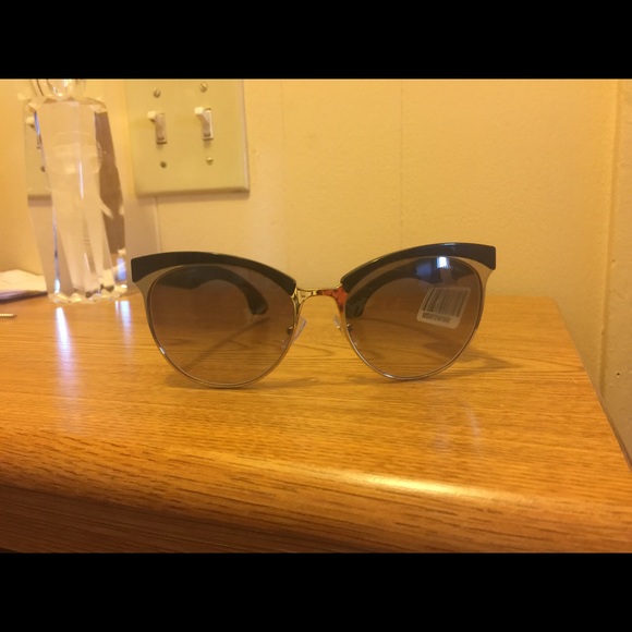 BNWT Miu Miu Sunglasses
