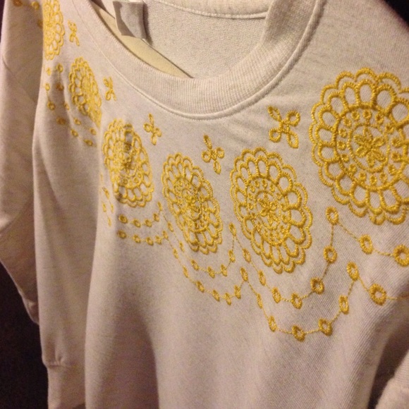 Dream Out Loud Sweater/Long Sleeve - Picture 3 of 3