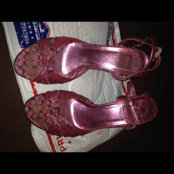 Very nice sandals size 8/50
