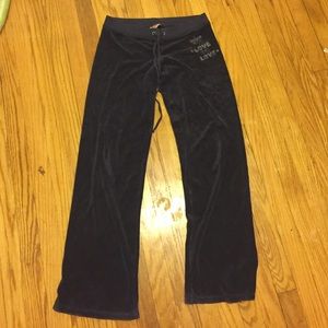 juicy sweatpants!