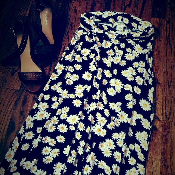 Daisy Print Maxi Skirt