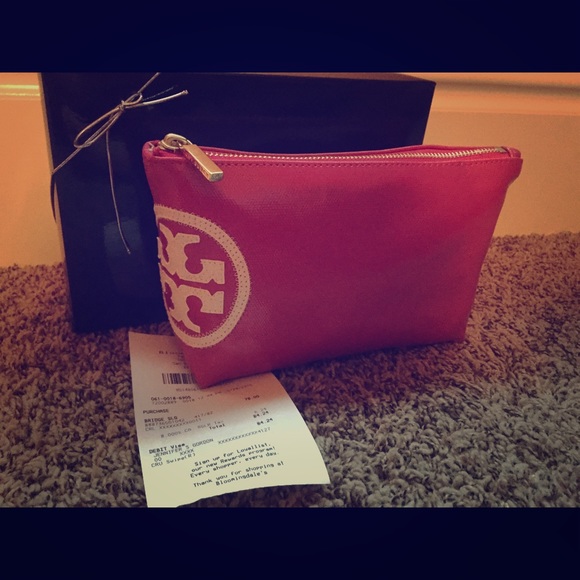 Beach dipped small slouchy cosmetic bag.