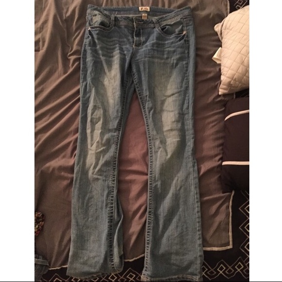 Boot cut jeans