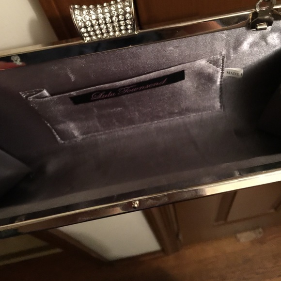 Shimmer clutch! MOVING SALE!!! Everything must go! - Picture 3 of 4