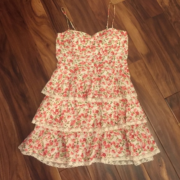 floral sweetheart dress
