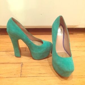 Dolce vita vixen mint green platform heels