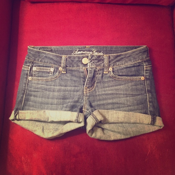 American eagle shorts!