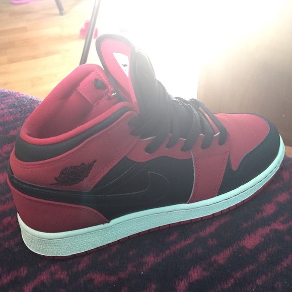 Jordan - Picture 3 of 3