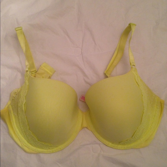 Neon yellow VS Demi bra 38D