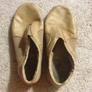 Revolution Dancewear Tan Jazz Shoes
