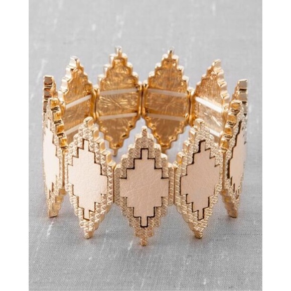 Francesca's Collections Jewelry - Peach Geometric Bracelet